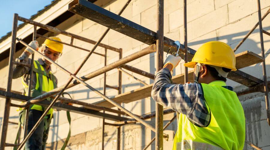Professional fairlawn roofing services in Hayes, LA